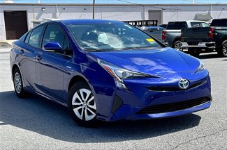 Used 2016 Toyota Prius Three image 1