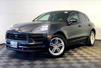 Used 2025 Porsche Macan image 1