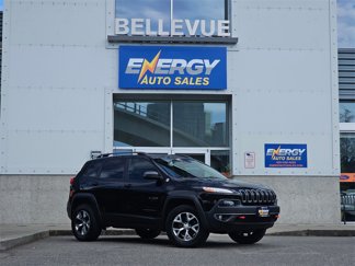 Used 2017 Jeep Cherokee Trailhawk image 1