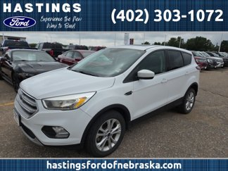 Used 2017 Ford Escape SE image 1