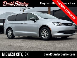 Certified 2022 Chrysler Voyager LX image 1