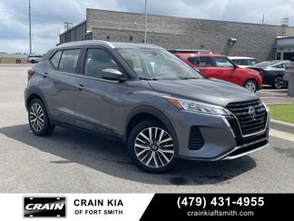 Used 2021 Nissan Kicks SV image 1