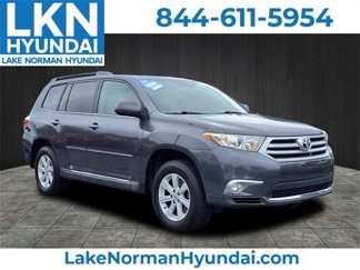 Used 2013 Toyota Highlander Plus image 1
