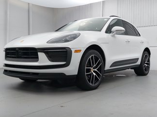 Certified 2023 Porsche Macan image 1