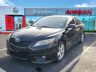 Used 2011 Toyota Camry SE image 1