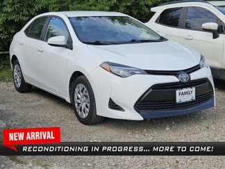Used 2019 Toyota Corolla LE image 1