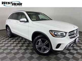 Used 2022 Mercedes-Benz GLC 300 4MATIC image 1