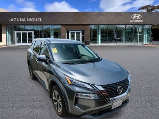 Used 2021 Nissan Rogue SV image 1