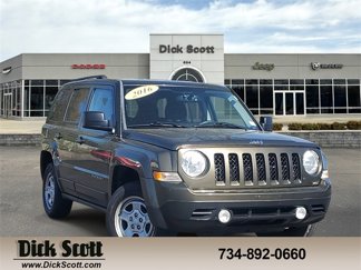 Used 2016 Jeep Patriot Sport w/ Power Value Group image 1