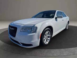 Used 2019 Chrysler 300 Touring image 1