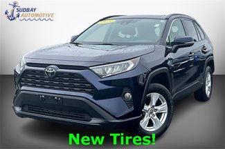 Used 2021 Toyota RAV4 XLE image 1