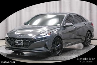 Used 2023 Hyundai Elantra Blue image 1