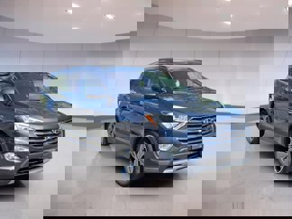 Used 2016 Hyundai Santa Fe SE image 1