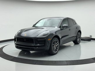 Certified 2024 Porsche Macan image 1