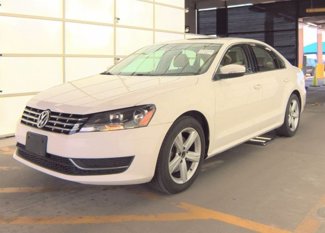 Used 2013 Volkswagen Passat TDI SE image 1
