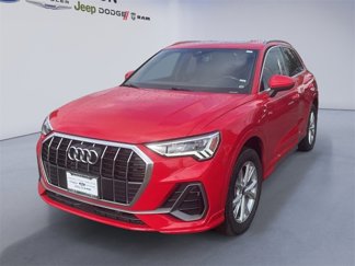 Used 2024 Audi Q3 2.0T Premium video 1