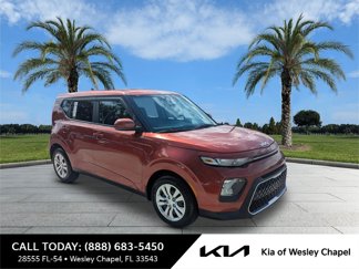 Certified 2022 Kia Soul LX image 1