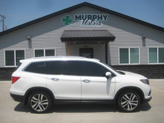 Used 2016 Honda Pilot Touring image 1