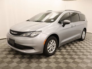 Used 2021 Chrysler Voyager Lxi image 1