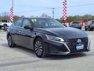 Used 2023 Nissan Altima 2.5 SV image 1