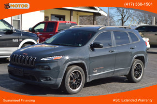 Used 2017 Jeep Cherokee 75th Anniversary image 1