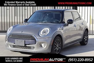 Used 2018 MINI Cooper 4-Door Hardtop image 1