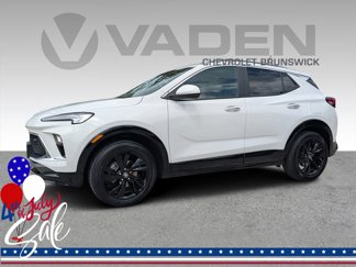 Used 2024 Buick Encore GX Sport Touring image 1