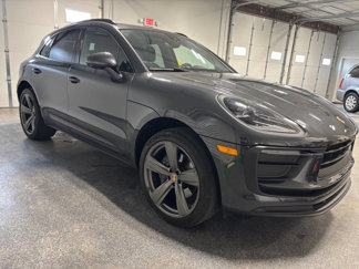 Used 2022 Porsche Macan image 1