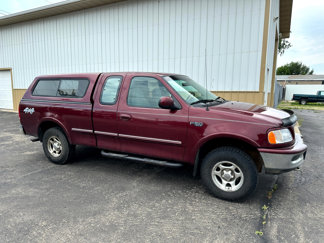 Used 1997 Ford F150 XLT image 1