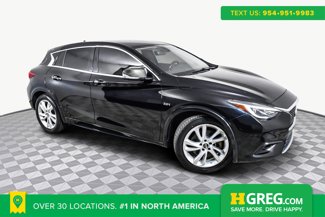 Used 2017 INFINITI QX30 image 1