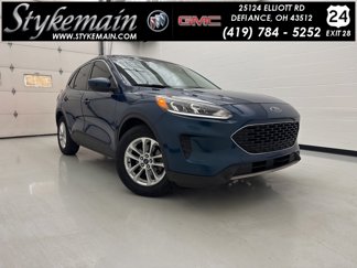 Used 2020 Ford Escape SE image 1