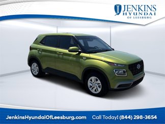 Certified 2022 Hyundai Venue SE image 1