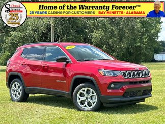 New 2025 Jeep Compass Latitude image 1