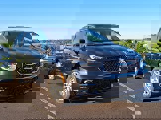 New 2025 Chrysler Pacifica Select image 1