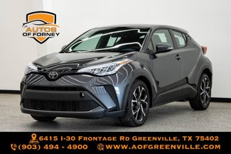 Used 2022 Toyota C-HR XLE image 1