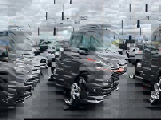 Used 2017 Ford Transit Connect Titanium image 1