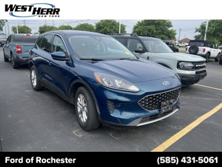 Used 2020 Ford Escape SE image 1
