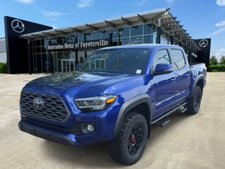 Used 2022 Toyota Tacoma TRD Off-Road image 1