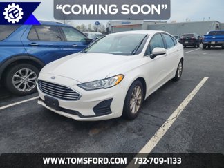 Certified 2019 Ford Fusion SE image 1