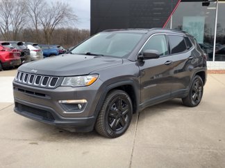 Used 2019 Jeep Compass Latitude image 1
