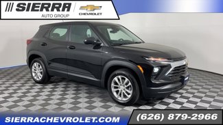 Used 2024 Chevrolet TrailBlazer LS image 1