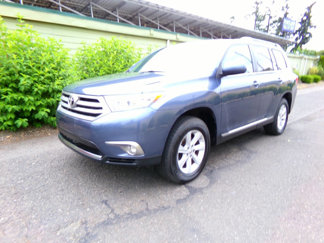 Used 2013 Toyota Highlander SE image 1