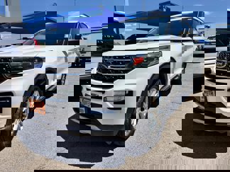 Used 2020 Ford Explorer XLT w/ Equipment Group 202A image 1