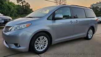 Used 2011 Toyota Sienna XLE image 1