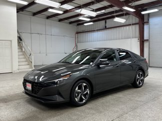 Used 2023 Hyundai Elantra SEL w/ Convenience Package image 1