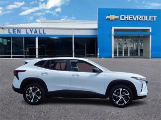 Used 2024 Chevrolet Trax RS w/ Sunroof Package image 1