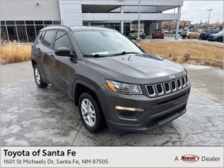 Used 2018 Jeep Compass Sport image 1