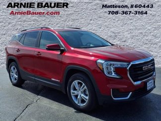 Used 2022 GMC Terrain SLE w/ Driver Convenience Package image 1