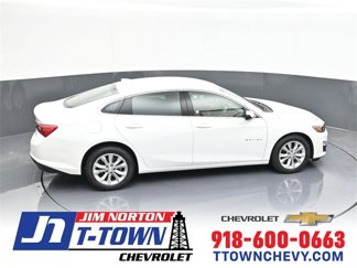 Used 2024 Chevrolet Malibu LT image 1