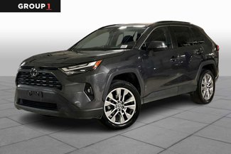 Used 2022 Toyota RAV4 XLE Premium video 1